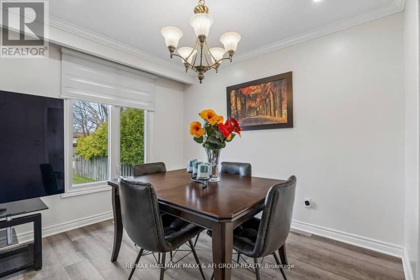 11 Charlotte Court — photo 19 of 40