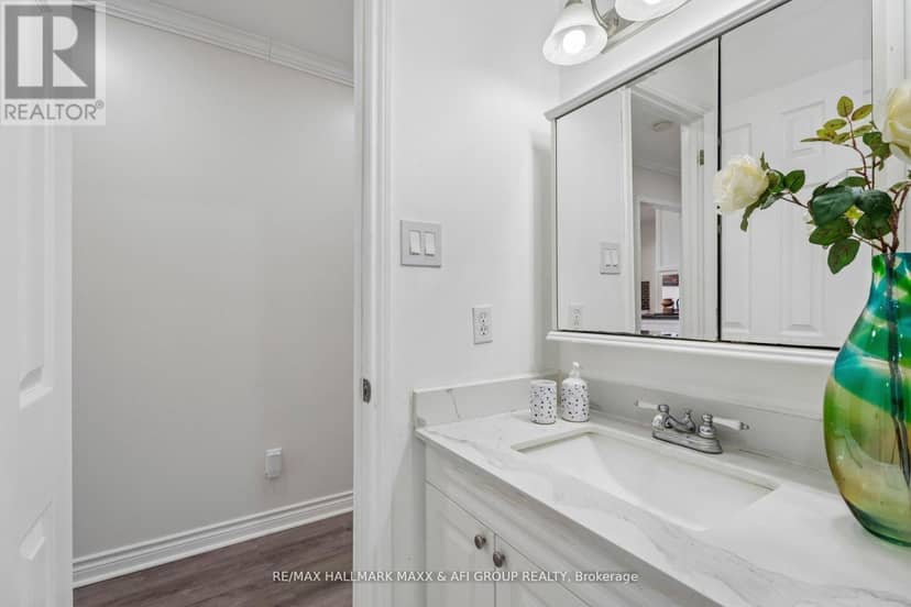 11 Charlotte Court — photo 21 of 40