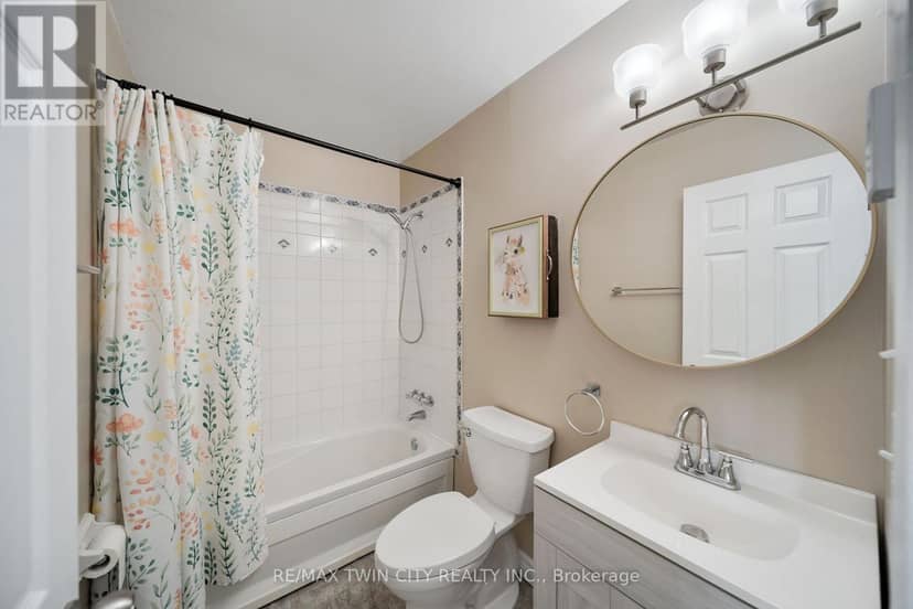 19 - 379 Darling Street — photo 26 of 37