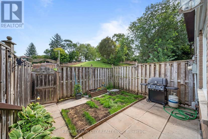 19 - 379 Darling Street — photo 32 of 37