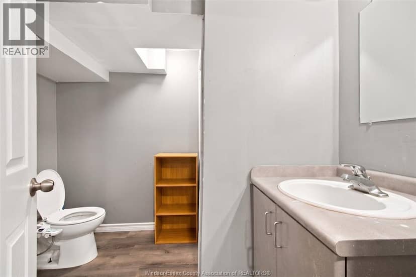 2292 Dougall Avenue — photo 30 of 32