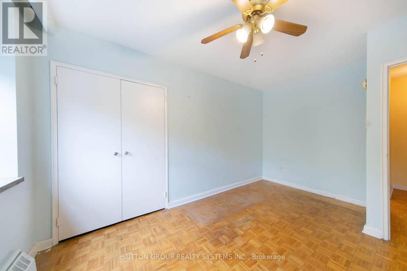 209 - 921 Midland Avenue — photo 15 of 27