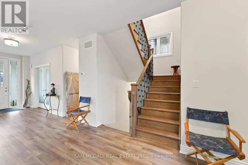 189 Strachan Street — photo 14 of 30
