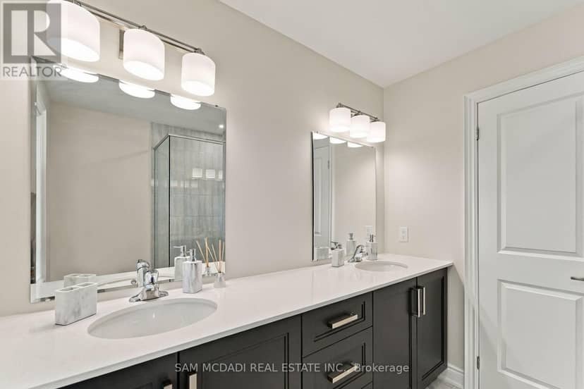 189 Strachan Street — photo 23 of 30