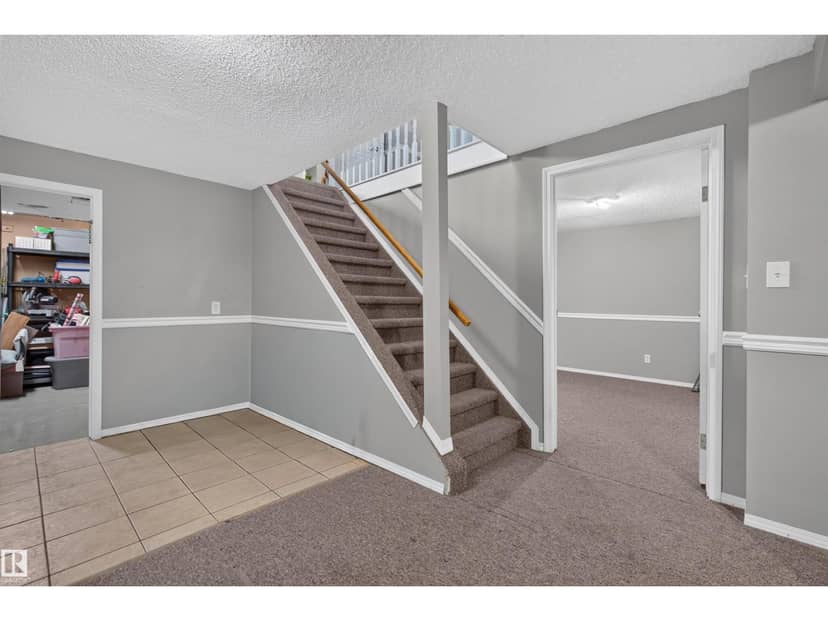 3606 44 ST — photo 18 of 37