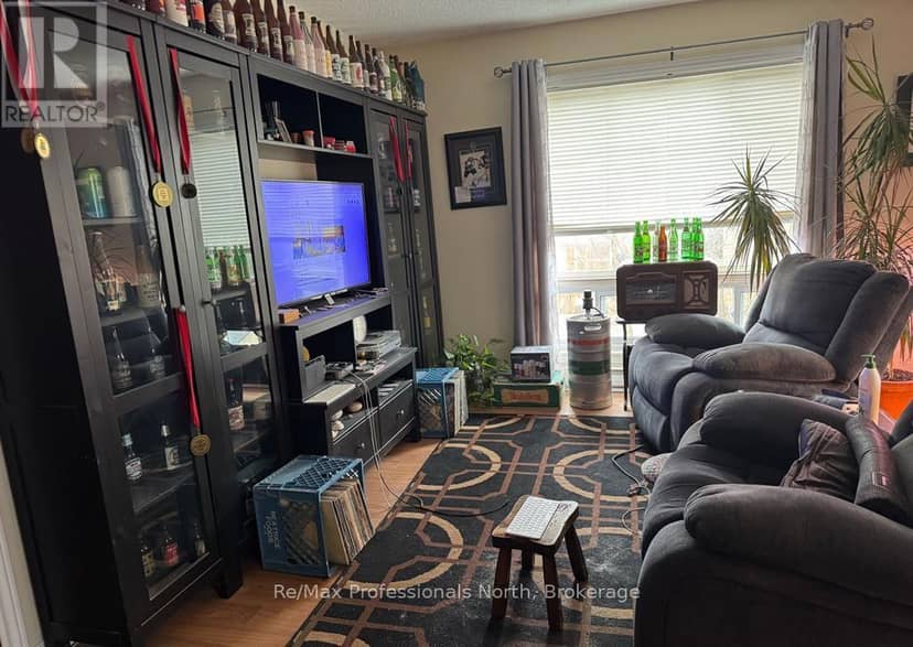 141 Hotchkiss Street — photo 11 of 20