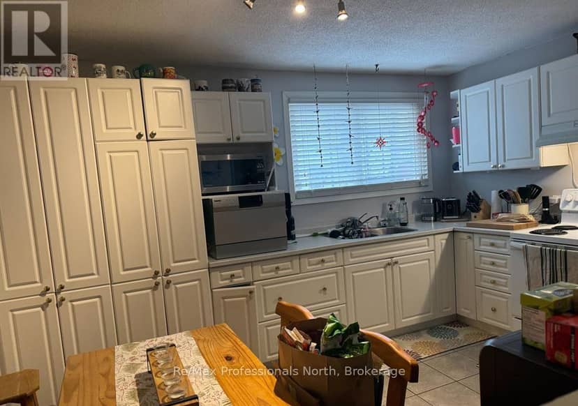 141 Hotchkiss Street — photo 13 of 20