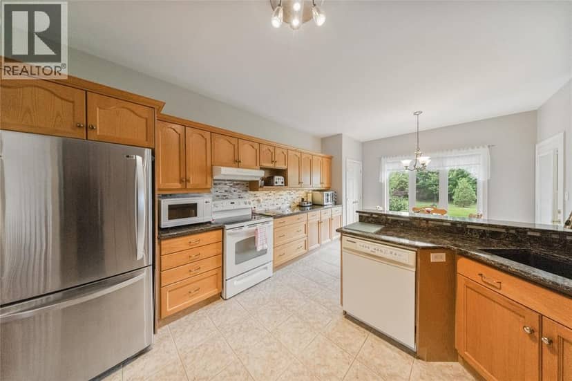 8653 Vance Drive — photo 10 of 26