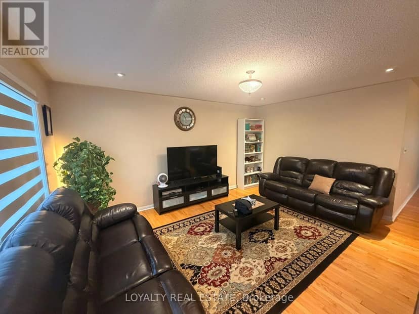 Listing 30302507 — photo 22 of 25