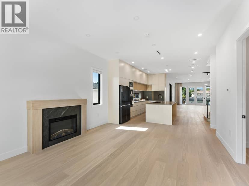 1 8633 12TH AVENUE, Burnaby, photo 5