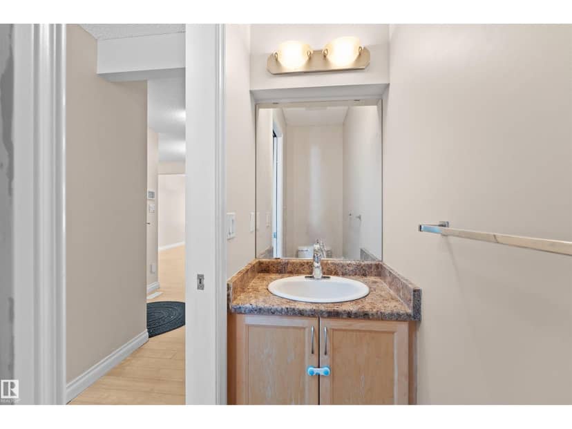 15504 102 AV NW — photo 10 of 32