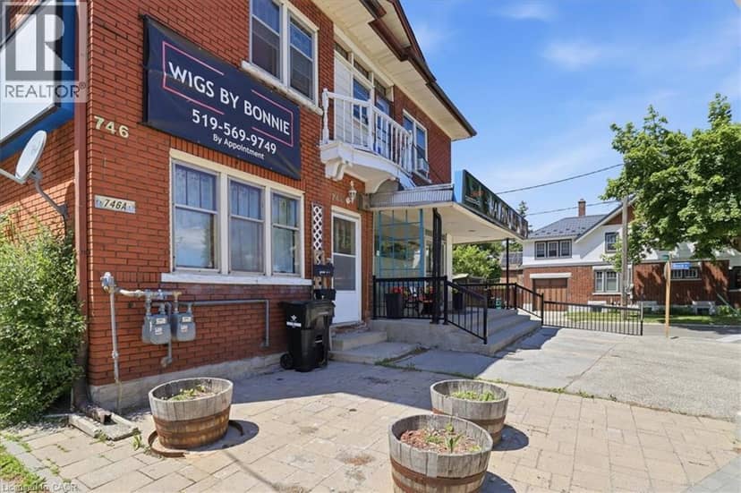 744 QUEEN Street S — photo 2 of 13