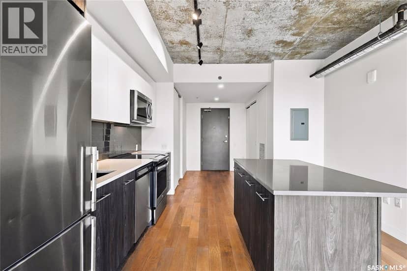 1804 490 2nd AVENUE S — photo 21 of 40