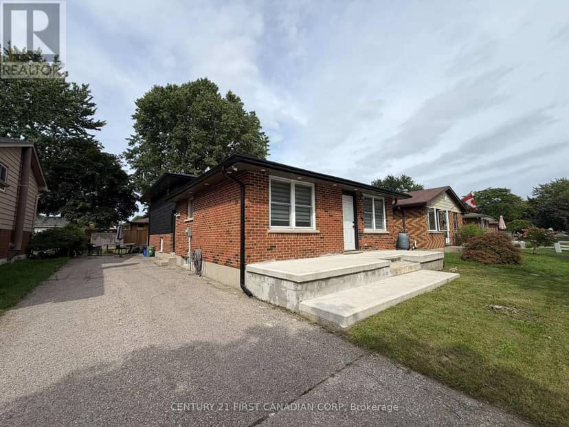 6 Nicholas Crescent — photo 3 of 40
