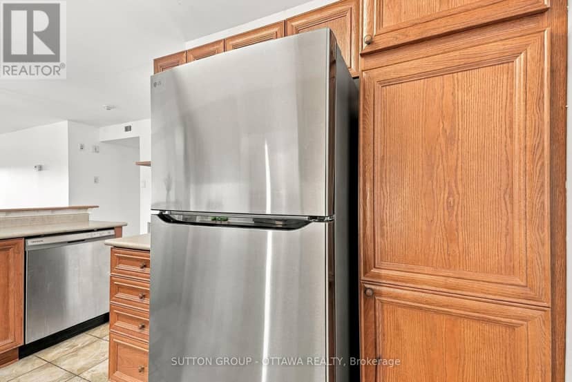 802 - 120 Grant Carman Drive — photo 21 of 40