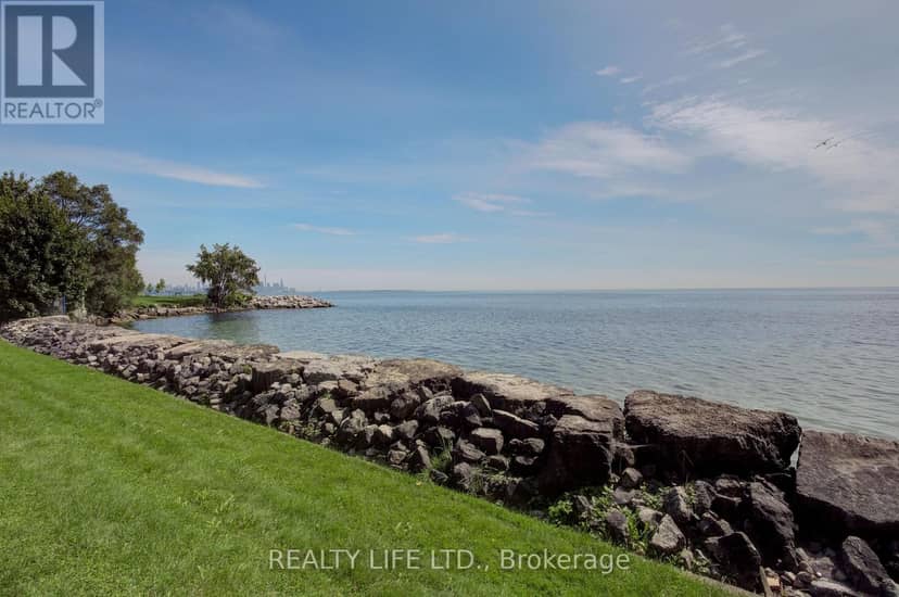 502 - 41 Lake Shore Drive — photo 33 of 35
