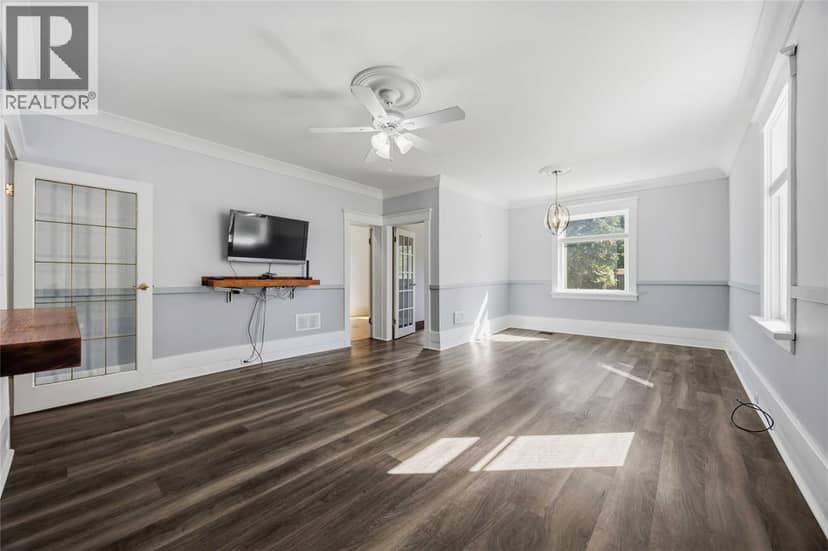 14 Gore STREET — photo 10 of 37