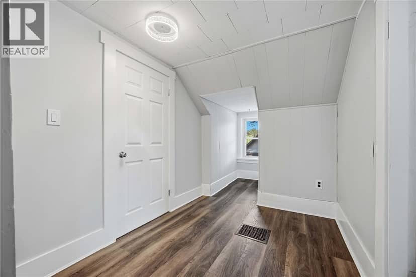 14 Gore STREET — photo 24 of 37