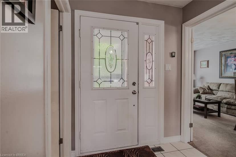 45 OLIVETREE Road, Brantford, photo 5