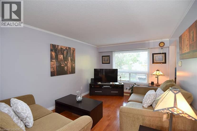 100 GOLDEN ORCHARD Drive, Hamilton, photo 7