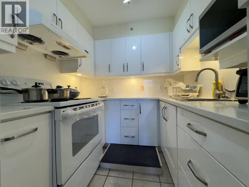 1206 6119 COONEY ROAD, Richmond, photo 2