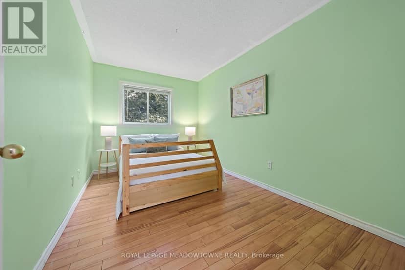 174 - 28 Maple Avenue — photo 30 of 38