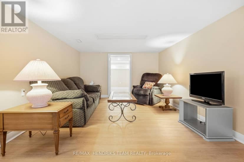 4503 Lincoln Avenue — photo 23 of 40