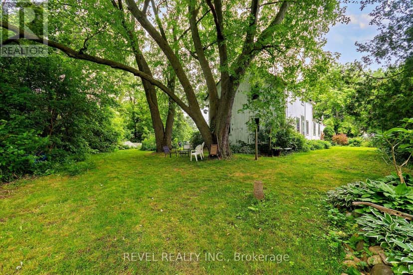 2300 Rosebank Road — photo 9 of 40