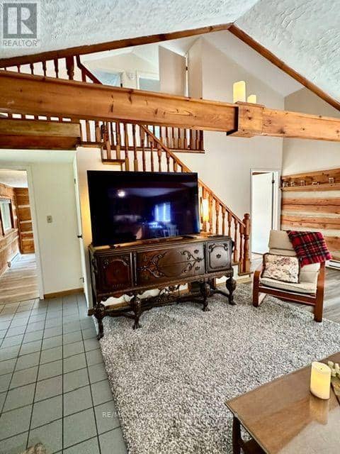 1021 Pinoak Lane — photo 18 of 40