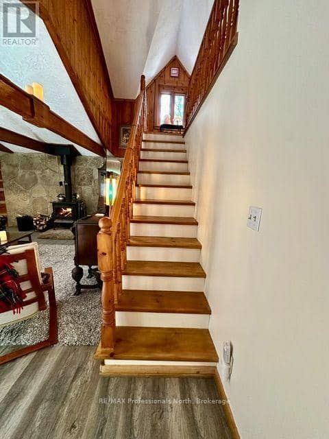 1021 Pinoak Lane — photo 26 of 40