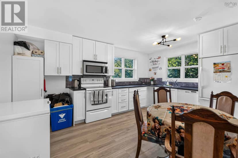 1042 Torbrook Road — photo 11 of 40