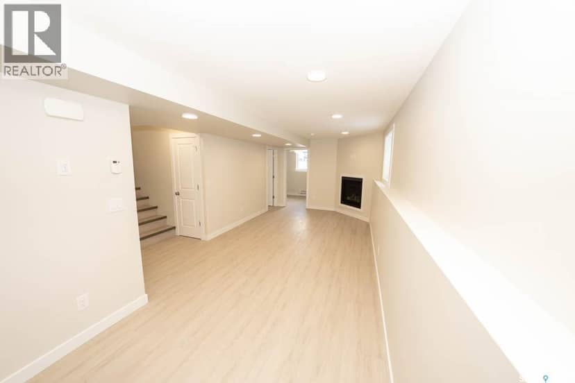 598 Yuel CRESCENT — photo 37 of 40