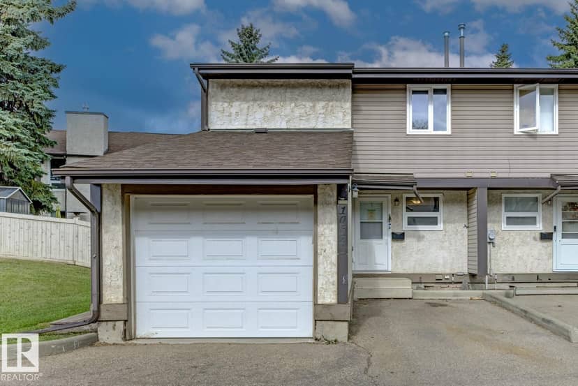 10621 Beaumaris Rd NW, Edmonton