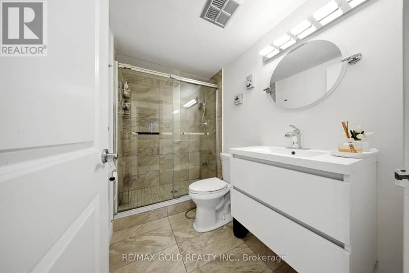 2701 - 8 Lisa Street — photo 24 of 40