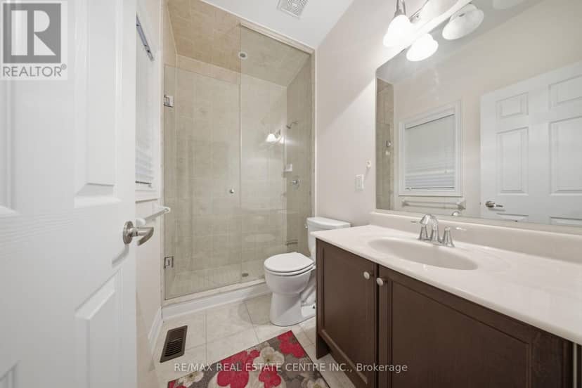 3290 Erin Centre Boulevard — photo 33 of 40