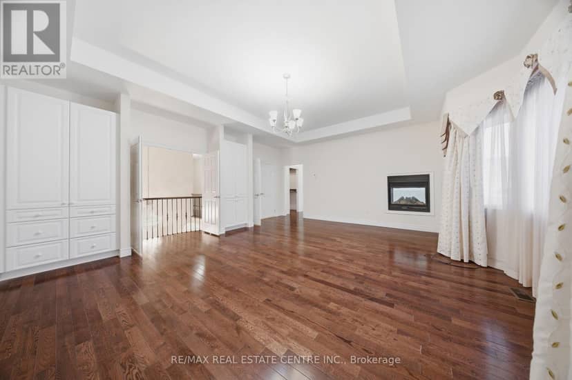3290 Erin Centre Boulevard — photo 37 of 40