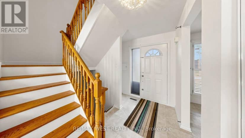 24 - 25 Gosford Boulevard — photo 21 of 40