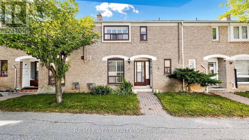24 - 25 Gosford Boulevard — photo 1 of 40