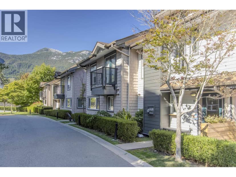30 1204 MAIN STREET, Squamish