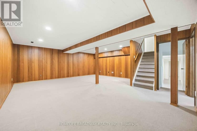 212 Bayview Fairways Drive — photo 29 of 40