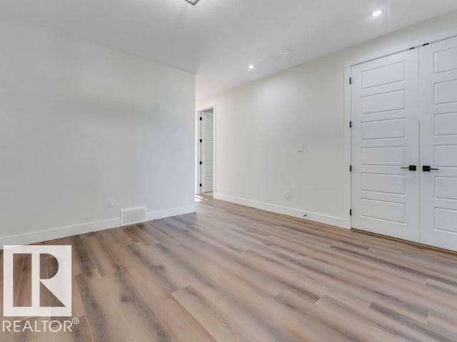 4321 36 ST — photo 30 of 37