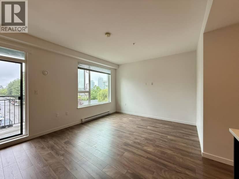 312 621 REGAN AVENUE, Coquitlam, photo 3