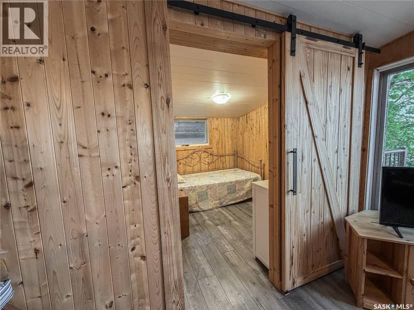 216 Osment AVENUE — photo 12 of 30