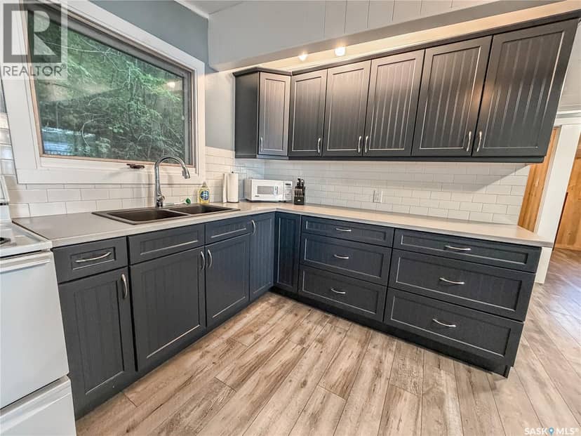 216 Osment AVENUE — photo 18 of 30