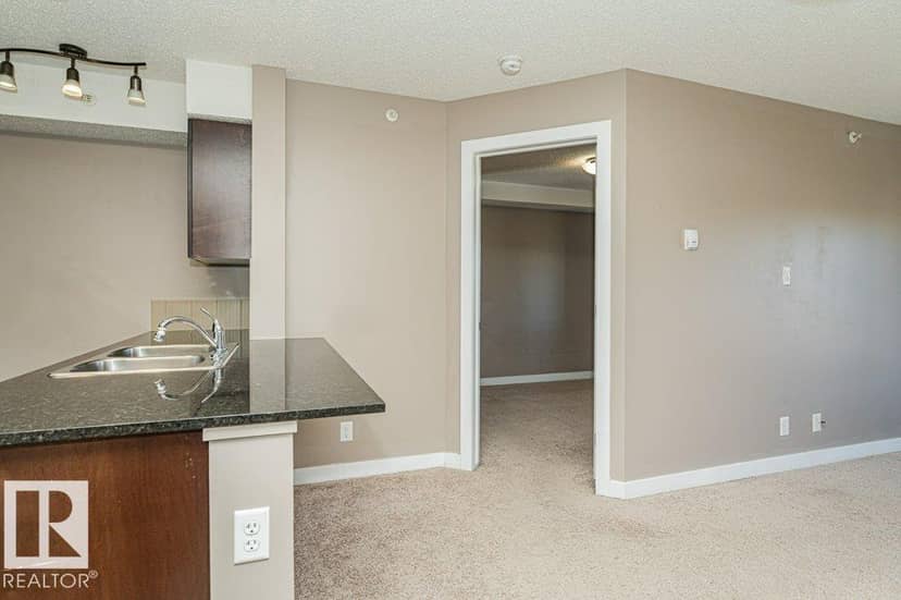 #405 11804 22 AV SW — photo 17 of 40