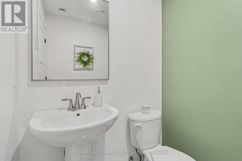 118 Hillier Street — photo 17 of 40