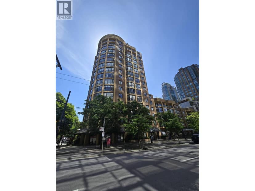 903 488 HELMCKEN STREET, Vancouver