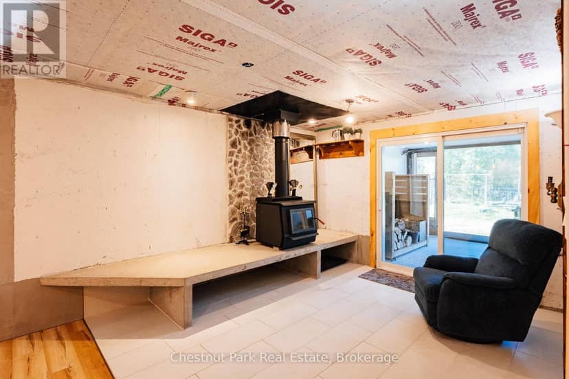 664 Bruce Road 9 — photo 21 of 40