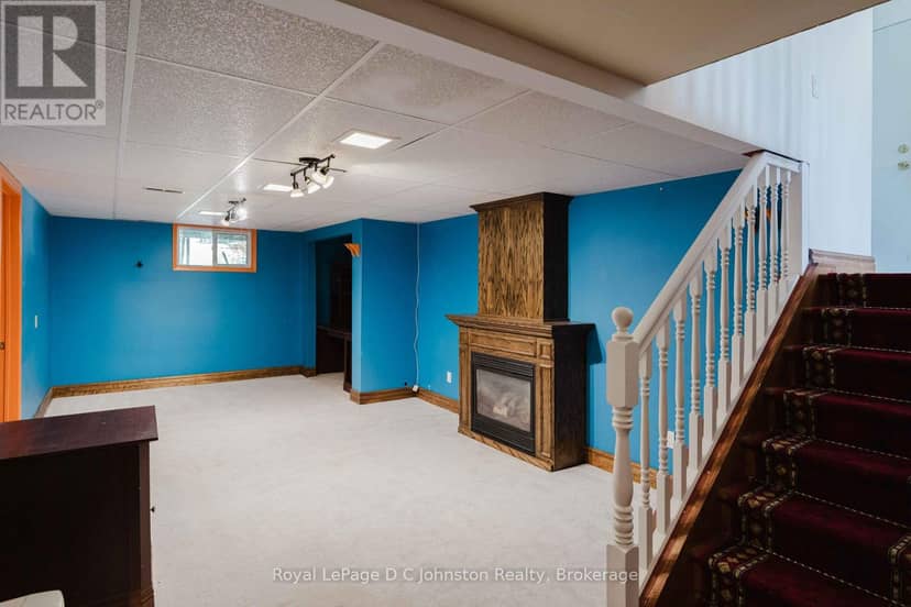 1152 Wellington Street — photo 22 of 40