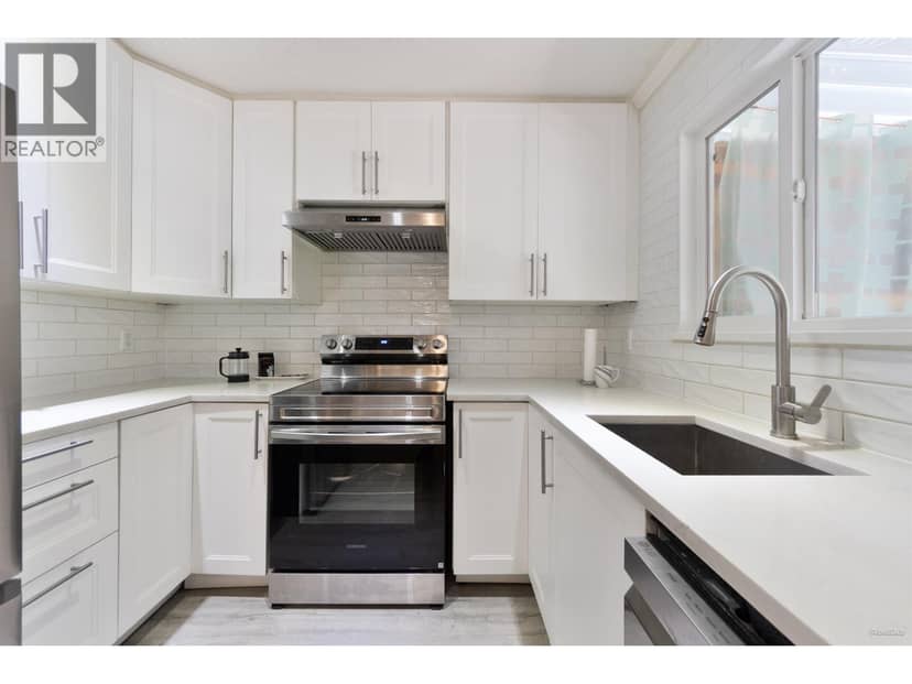 28 2986 COAST MERIDIAN ROAD, Port Coquitlam, photo 3